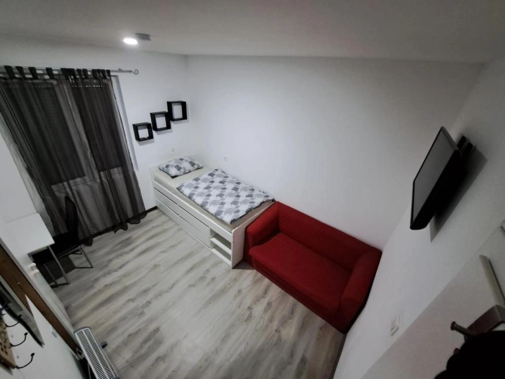 Single Room at HostelHollabrunn